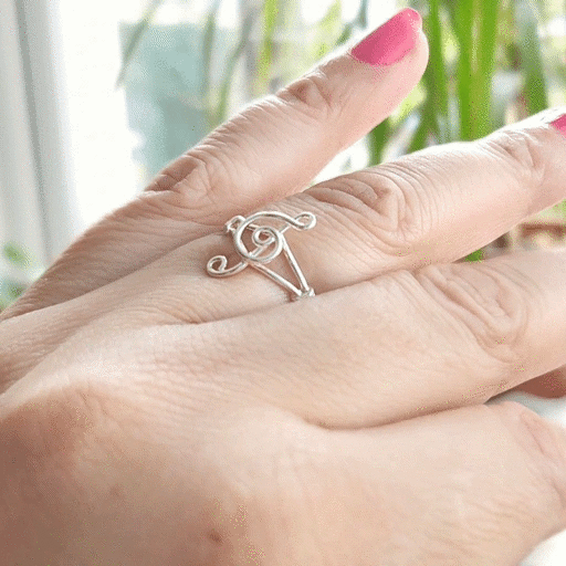 Treble Clef Ring · How To Make A Trebel Clef Wire Ring · Jewelry on Cut Out  + Keep