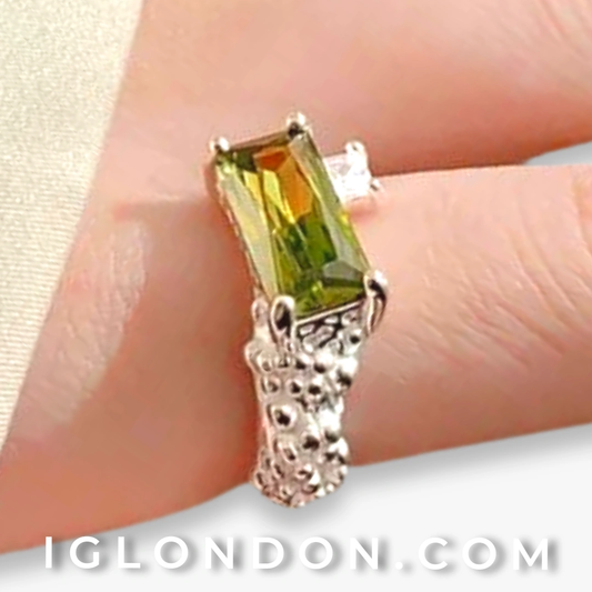 Emerald Ring Emerald silver statement resizable ring - IGLondon.com IGLondonByElissa, adjustable, birthstones, crystal, gemstones, gold, mother, mothers, ring